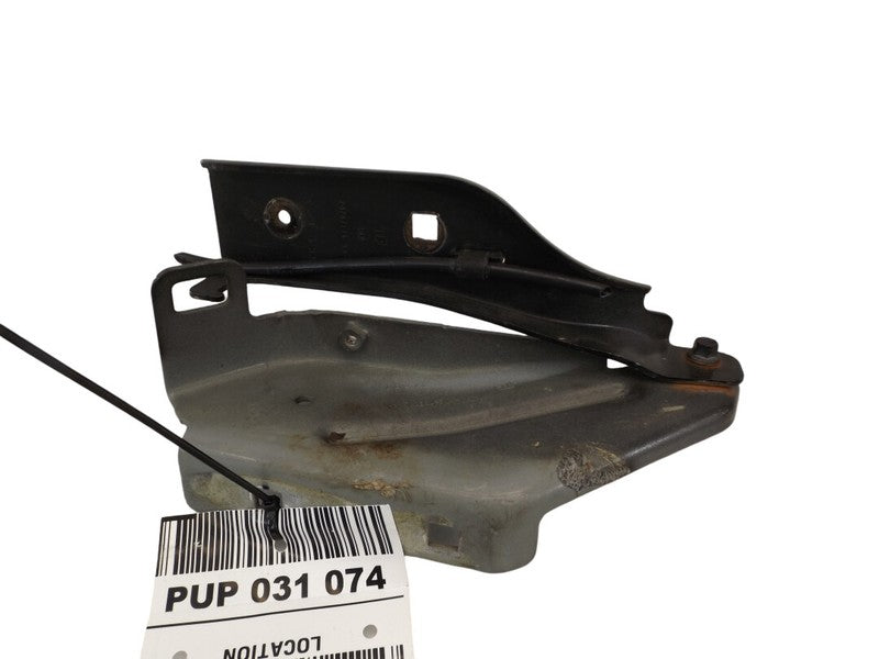 19180942 2004-2009 Cadillac SRX Passenger FR Hood Hinge Used OEM 25757171