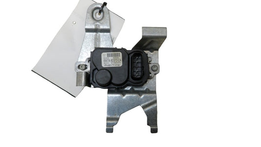 6W7A9D372CA 2006-2011 Lincoln Town Car Fuel Pump Control Module w/ bracket 6W7A9D372CA 
