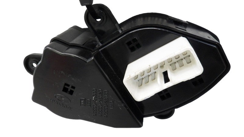 9353026000 2001-2006 Hyundai Santa Fe Driver Door Mirror Switch Used 9353026000 OEM