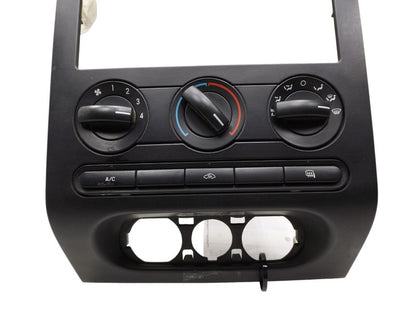 4L3Z1504302AAA 2004-2008 Ford F-150 XLT Radio / Climate Control Bezel Used OEM 4L302BL3JA6