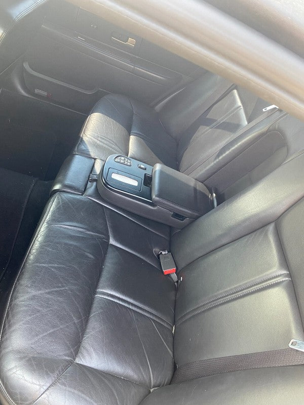 6W1Z5464417CB 2004-2011 Lincoln Towncar Front Right Seat Assembly Leather, Electric, w/o mem 