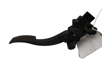 04891585AC 2009-2010 Dodge Journey Gas Throttle Pedal Used OEM 04891585AC