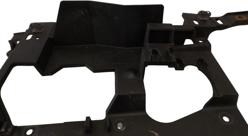 15751697 1999-2006 Chevrolet Silverado 1500 Passenger FR Headlight Bracket Used OEM