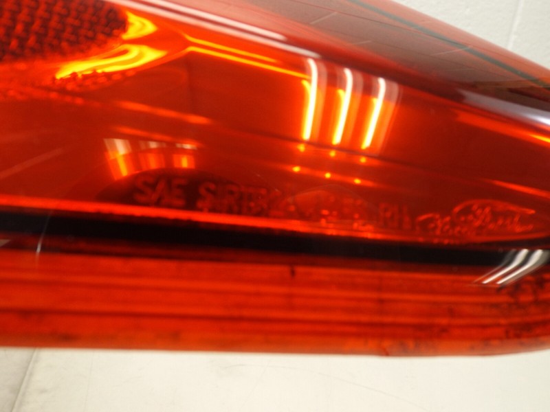 DM5Z13404C 2012-2014 Ford Focus Passenger RR Tail Light Assembly Used DM5Z13404C OEM