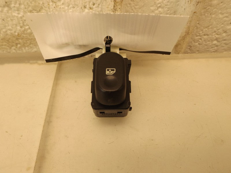 10340734 2007-2011 Chevrolet Impala Door Window Switch Used OEM 10340734 