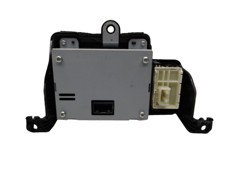 8391008010, 8329008040 2011-2014 Toyota Sienna GPS Navigation System Used OEM 8391008010