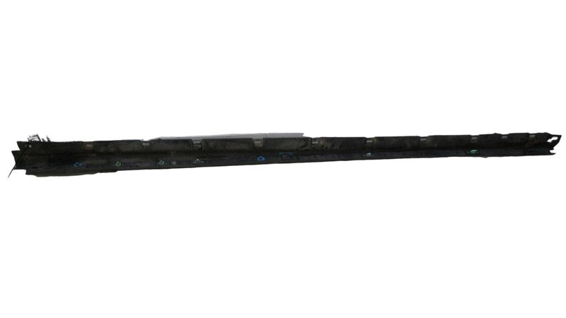 3W135410154ABW 2008-2011 Lincoln Town Car RH Rocker Panel Guard Used 3W1Z5410176AAA OEM