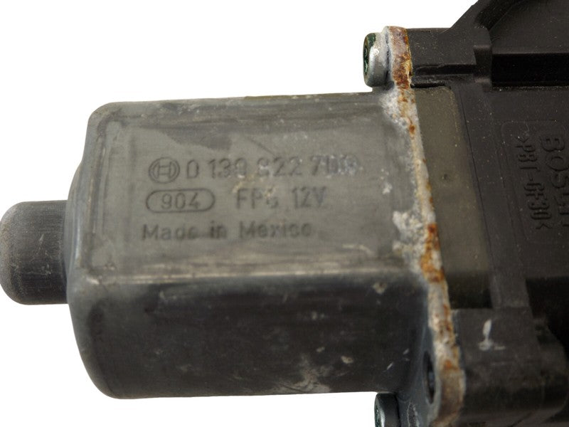 20838922 2010-2017 Chevrolet Equinox Driver Rear Left Window Motor Used OEM 0130822709