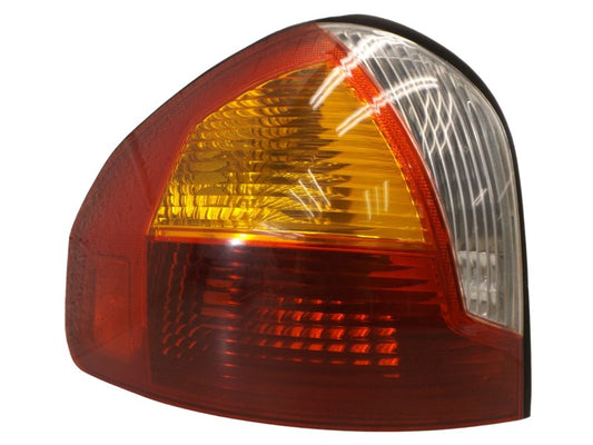 9240126500 2004-2006 Hyundai Santa Fe Driver Left Tail Light Assembly Used 9240126500 OEM