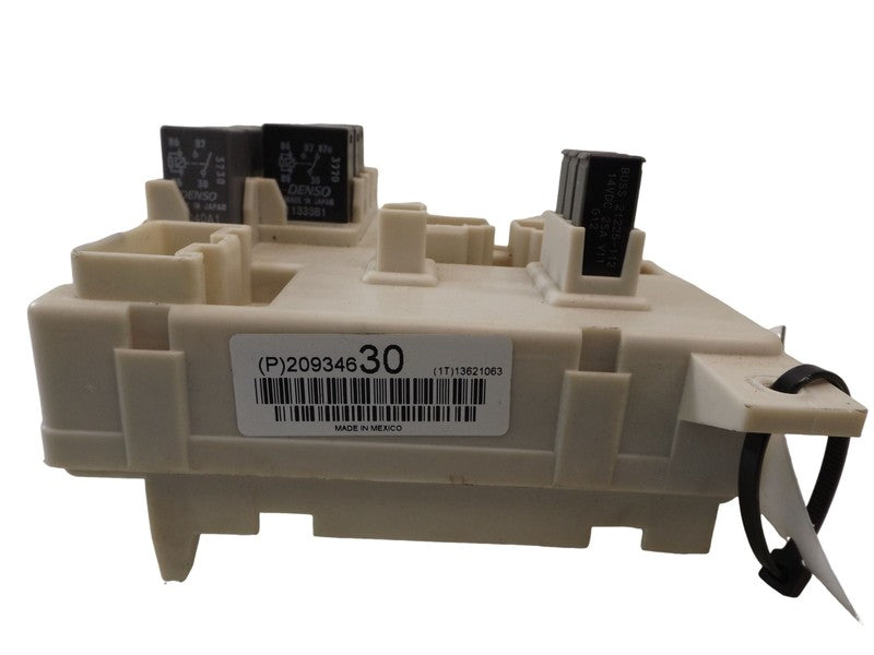 20934630 2012 Buick Enclave Fuse and Relay Center Used 20934630 OEM