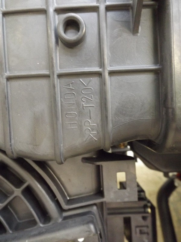 79106SDAY01 2004 Honda Accord A/C Evaporator Core Case 2.4L Used 79106SDAY01 OEM