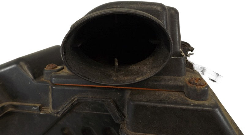 22712132 1995-2005 Chevrolet Cavalier Air Filter and Housing Assembly Used OEM 24577590