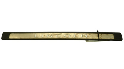7W1J5413200AAW 2003-2011 Lincoln Town Car Driver FL Door Sill Plate Used 3W1Z5413208AAB OEM