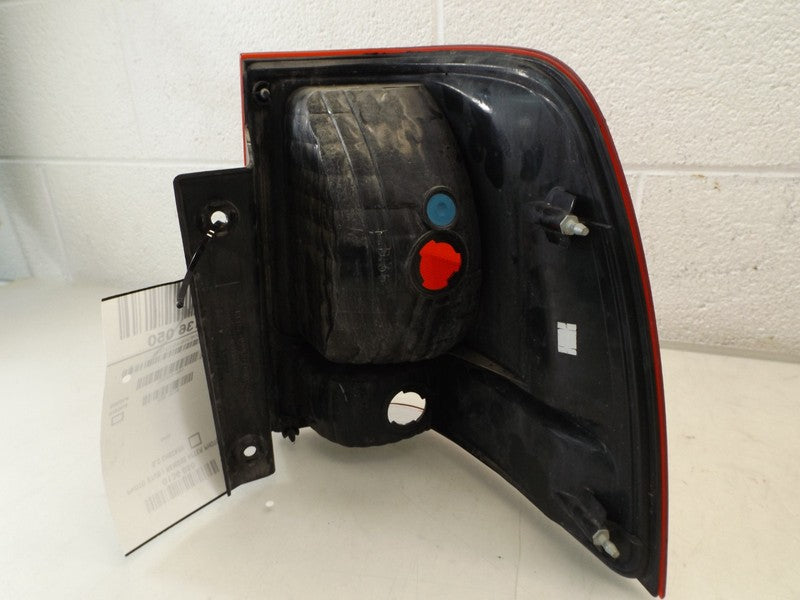 2L1Z13404AB 2003-2006 Ford Expedition Driver FL Tail Light Assembly Used 2L1Z13404AB OEM