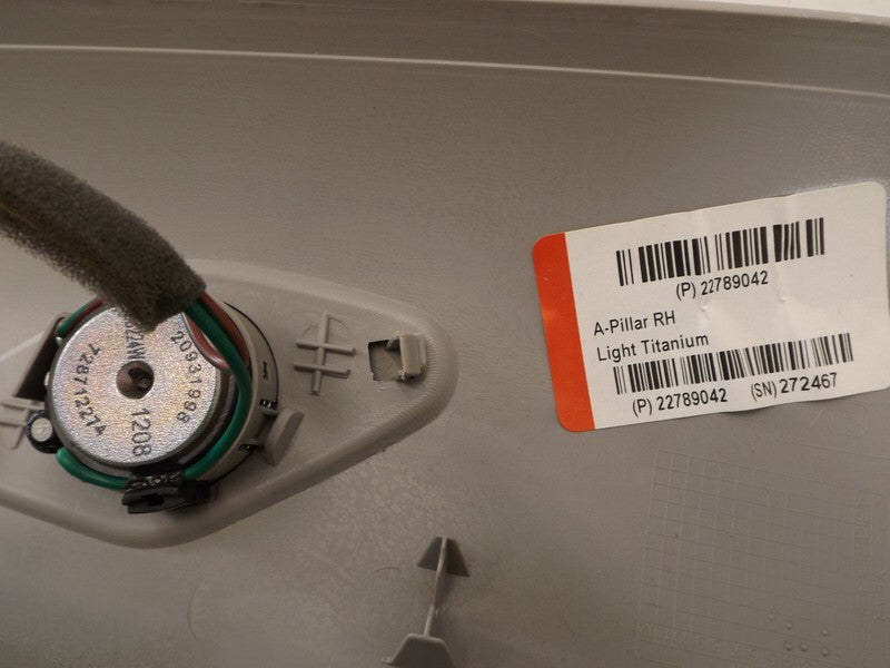 22789042 2009-2012 Chevrolet Traverse Right A-Pillar Trim Panel Used 22789040 OEM