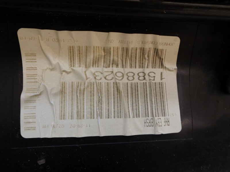 89026711 2006-2011 Chevrolet Impala Passenger Front Right Door Panel Used OEM 15886231