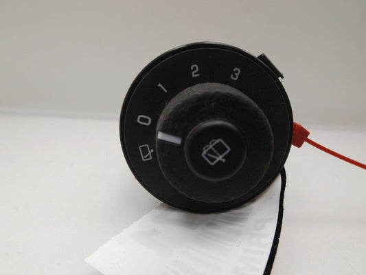 15074880 , 15074680 , 25791114 ,15119300 2005-2009 GM SAAB 9-7X  97X TRAILBLAZER ENVOY REAR WIPER SWITCH OEM  15119300