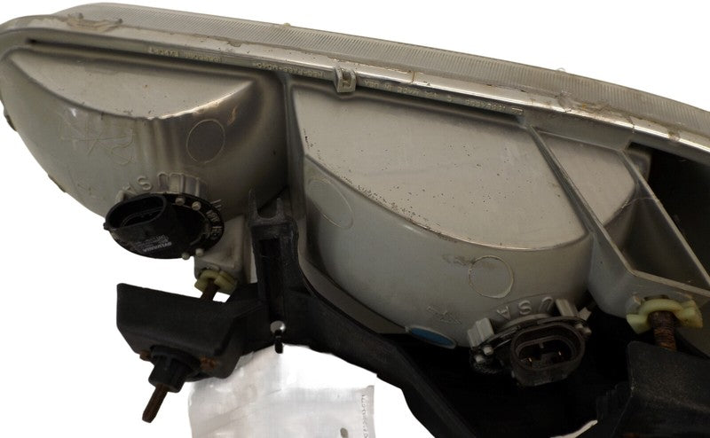 16526133 1999-2006 Chevrolet Silverado 1500 Headlight Assembly Used OEM 16524537