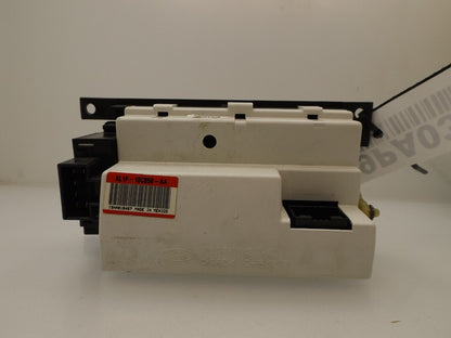 6L1Z19A164C 1999-2006 Expedition Rear HVAC Temperature / Audio Control Panel 6L1Z19A164C