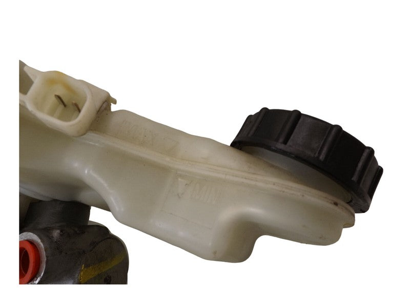 EV6Z2140A 2012-2014 Ford Focus 2.0L Brake Master Cylinder Used EV6Z2140A OEM