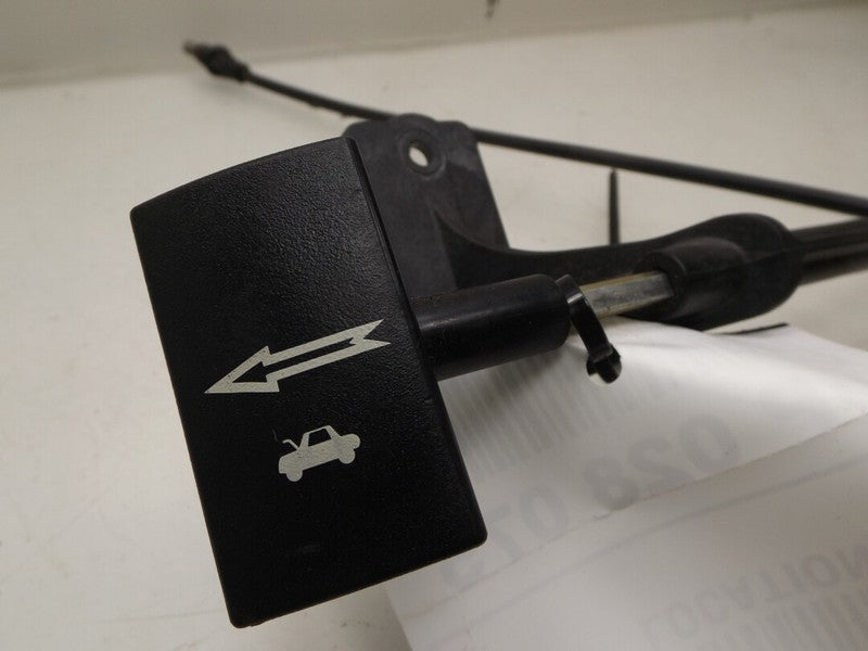 4L3Z16916AAA 2004-2008 Ford F-150 Hood Release Cable W/ Handle Used OEM 4L3Z16916AAA