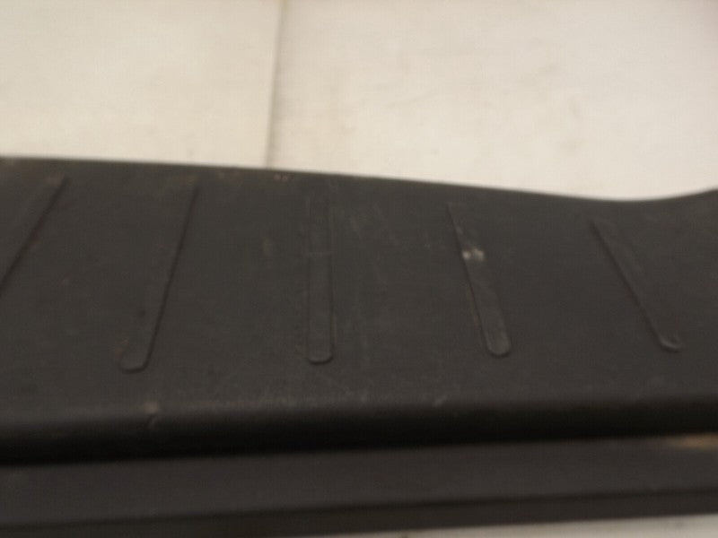 20987193 2010-2017 Chevrolet Equinox Rear Liftgate Sill Trim Used OEM 20872471