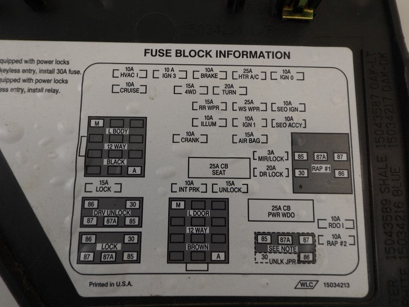 10390238 1999-2006 GMC Sierra 1500 Passenger FR Fuse Panel Cover Used OEM15034215