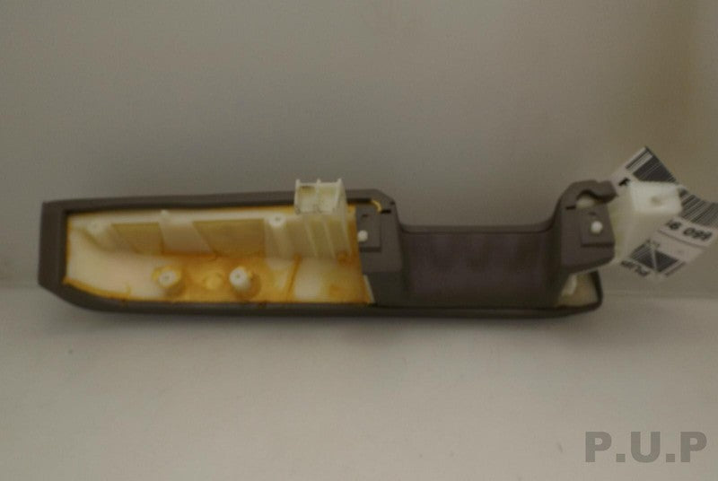 1L2Z7824101AAC 2002-2005 Mercury Mountaineer Right Door Armrest 1L2Z7824101AAC