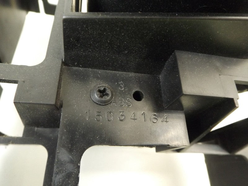 15784731 1999-2006 GMC Sierra 1500 Headlight Switch Bezel Assembly Used OEM 15034164