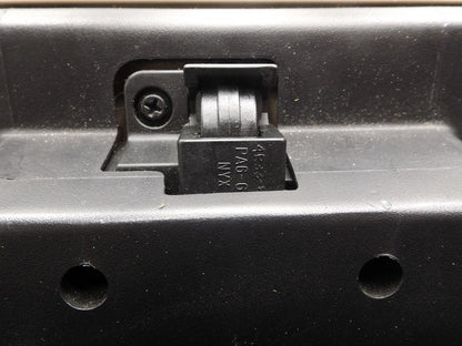 2L1Z7806024BAA 2003-2006 Ford Expedition Glove Box Assembly Used OEM 2l1X7806016AG