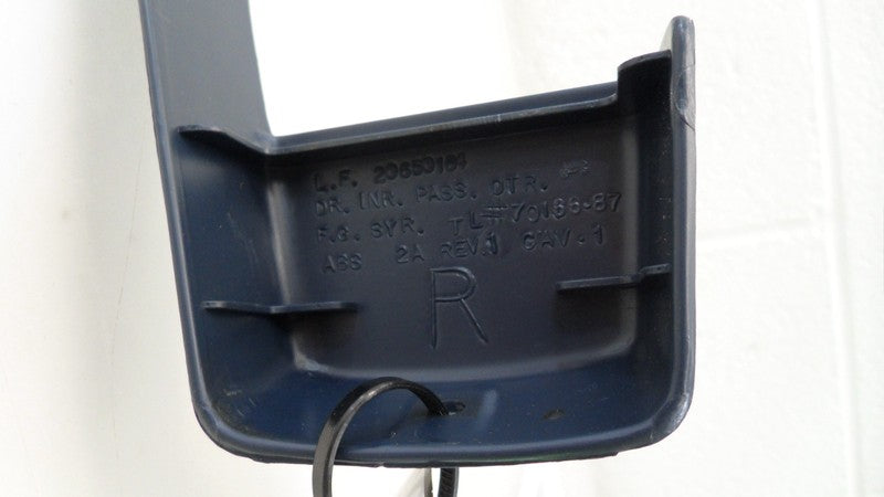 20650164 1986-1988 Oldsmobile 98 Passenger Front Right Seat Trim Panel Used 20650164 