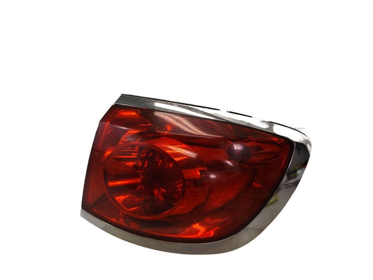 25954942 25954942 2008-2012 Buick Enclave Right QTR Panel Mounted Tail Light Assembly