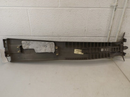 5GE60BD5AM 2002-2007 Jeep Liberty Driver Left Upper B Pillar Trim Used OEM GE61TRMA