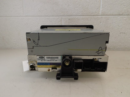 5L1Z18806CA 2003-2004 Ford Expedition Radio Control Unit 6 Disc Used 5L1Z18806CA OEM