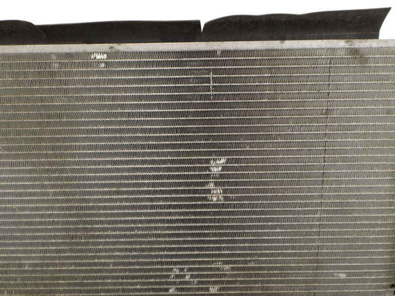 52495681 2005-2010 Pontiac G6 Engine Radiator Used OEM 52495681