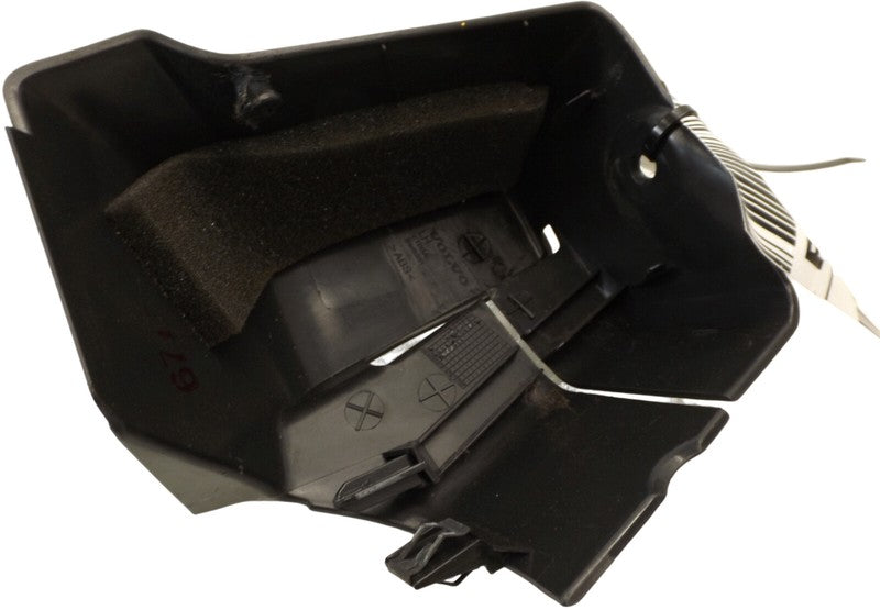 39811469 2010-2016 Volvo XC70 Driver LH Seat Belt Guide Used OEM 39811469
