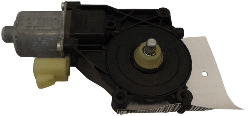 20838924 2010-2017 Chevrolet Equinox Passenger Front Right Window Motor Used 0130822464