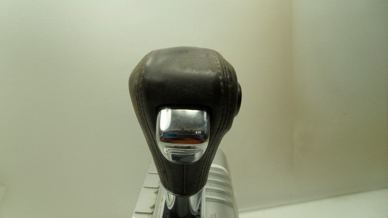 23392163 2008-2011 Buick Enclave Automatic Transmission Shift Lever Used 23392163 OEM