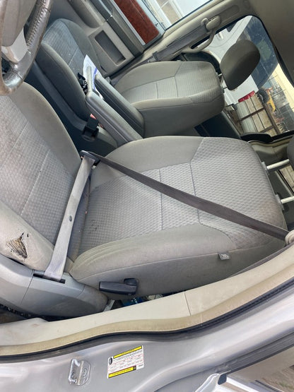 04602751AA Chrysler / Jeep / Town &amp; Country Liftgate Release Switch 04602751AA OEM USED