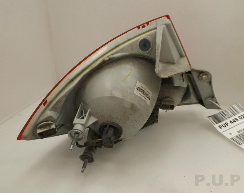 19418415 2005-2010 Chevrolet Cobalt Right Tail Light Assembly 19418415