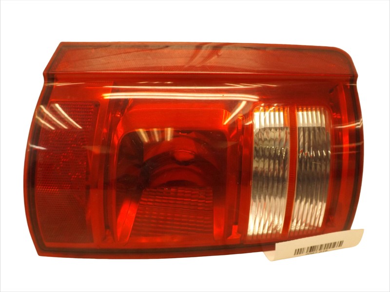 05113205AB 2008-2010 Dodge Grand Caravan Passenger RL Tail Light Used OEM 5182535AF