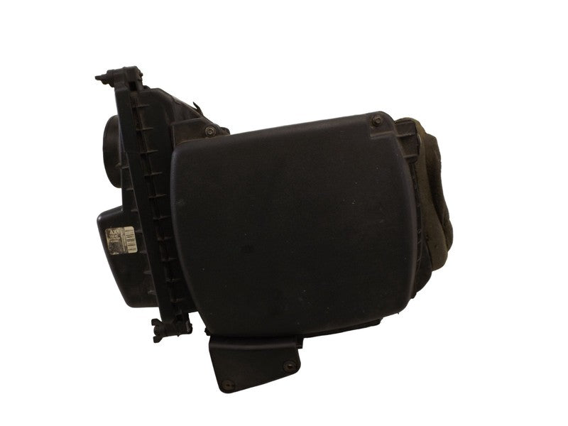 25180254 1999-05 Buick Park Avenue Air Filter and Housing Assembly 3.8L Used 25180254 OEM