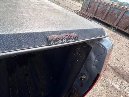 15904438 2008-2013 GMC Sierra 1500 Passenger FR Kick Panel Trim Used 15904438 OEM