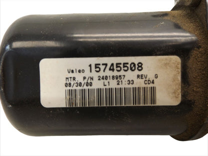 15745508 1999-2006 Chevrolet Silverado Windshield Wiper Motor Used 88958144 