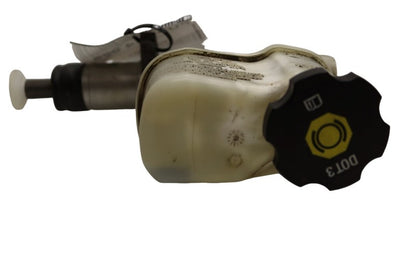 19209272 2005-2010 Pontiac G6 Brake Master Cylinder W/ Reservoir Used OEM 25952633
