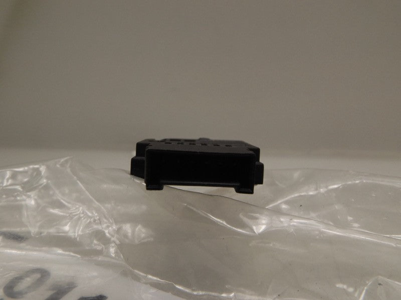 013231068 2012-2017 Buick Verano Front Rain Sensor Used 013231068 OEM