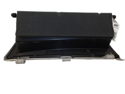 YV171P2AA 2004-2008 Chrysler Pacifica Glove Box Assembly Used OEM YV171P2AA