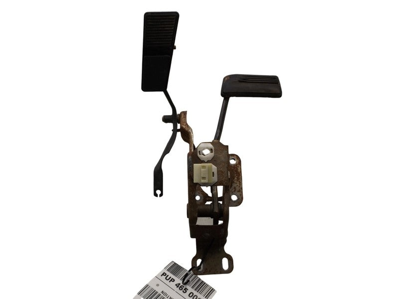 2000-2005 Buick Lesabre Gas & Brake Pedal Assembly Used OEM