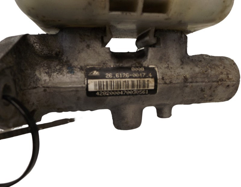 F87Z2004B 2006-2010 Mercury Mountaineer Brake Master Cylinder W/ Reservoir Used OEM F87Z20