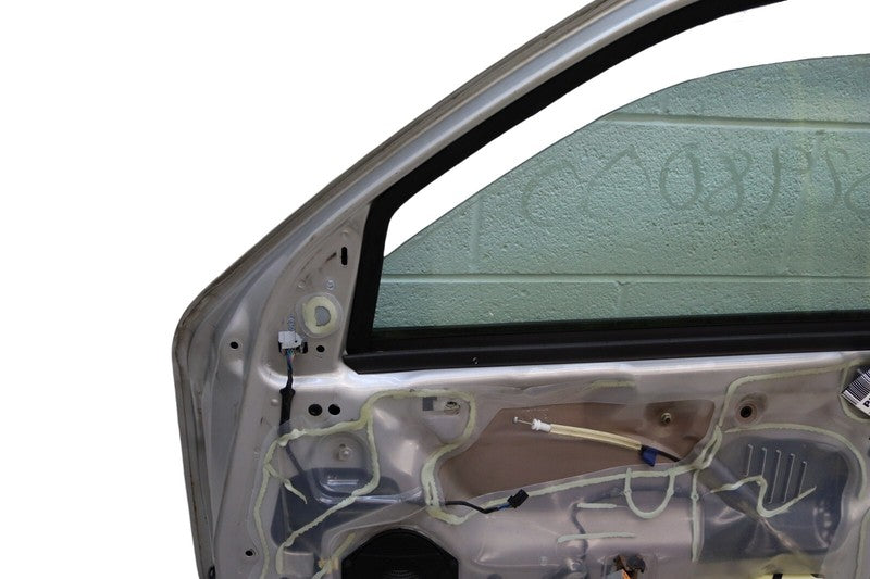 8L8Z7820124C 2008-2012 Ford Escape Passenger FR Exterior Door Assembly Used OEM 8L8Z7820124C